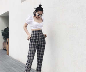 Mẫu crop top đang được dàn sao Việt chuộng trong ngày nắng nóng
