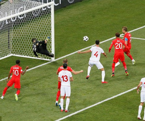 Video: Quả penalty gỡ hòa cho Tunisia vào lưới tuyển Anh dưới góc nhìn 3D