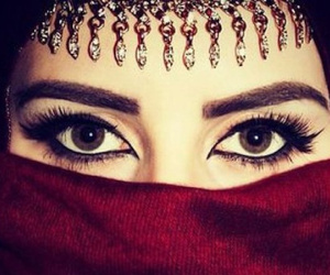 Người chồng đệ đơn ly hôn vì phát hiện điều bất thường ở vợ