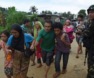 Người Philippines tháo chạy vì giao tranh với phiến quân thân IS