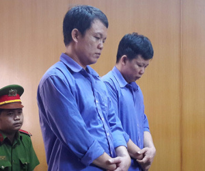 Giết người sau đám cưới, 2 anh em 'dắt nhau' vào tù