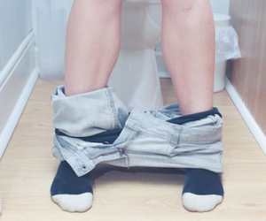 Vừa ngủ dậy đi tiểu ngay lập tức có tốt không: Lâu nay nhiều người vẫn làm mà không hiểu
