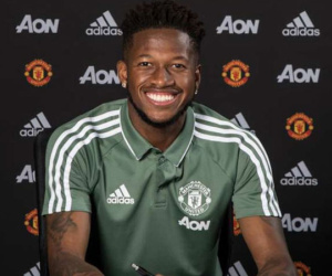 Fred chính thức cập bến Manchester United