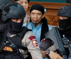 Indonesia tuyên tử hình giáo sĩ chủ mưu loạt vụ đánh bom tự sát