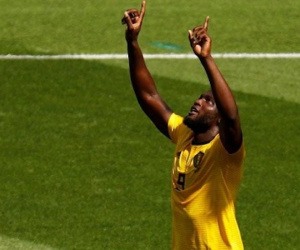 Lukaku bắt kịp Ronaldo trong cuộc đua phá lưới