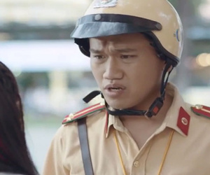 'Mr Cần Trô' - anh chàng CSGT đang chiếm spotlight trên MXH: Con gái chủ động quá... mình sợ