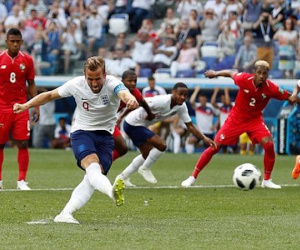 Chơi 2 trận, Harry Kane ghi bàn bằng cả 4 kỳ dự World Cup của Messi