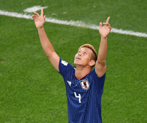 Keisuke Honda lập kỷ lục trong ngày Nhật Bản hòa kịch tính Senegal