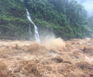 Mưa lũ kinh hoàng ở Hà Giang qua lời kể người chứng kiến: 'Họ khóc trong vô vọng, gọi tên người thân, dầm mình trong mưa để đưa thi thể nạn nhân lên'