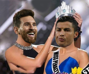 Ảnh chế Ronaldo sút trượt penalty tràn ngập cộng đồng mạng