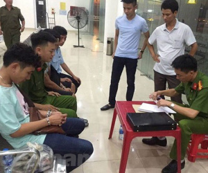 Hà Tĩnh: Bắt hai sinh viên Lào vận chuyển ma túy trái phép