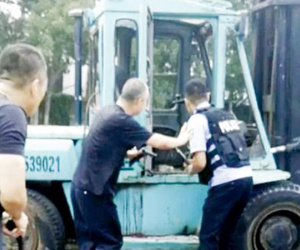Trung Quốc: Cảnh sát bắn chết người đàn ông lái 'xe điên'