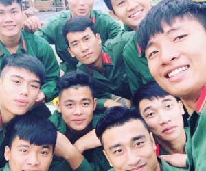 U23 Việt Nam: Không đi thi mà cũng bị dân mạng mang ảnh ra chế