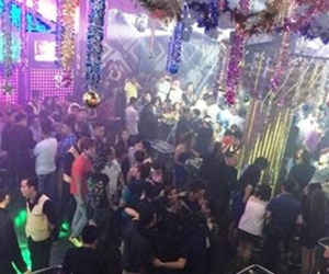 Gần trăm cảnh sát đột kích vũ trường bắt dân chơi phê ma túy