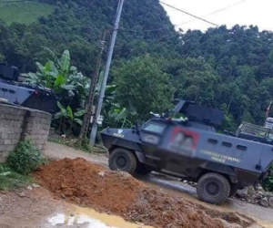 Video: Hơn 200 cảnh sát cùng nhiều xe bọc thép bao vây trùm ma túy ở Sơn La