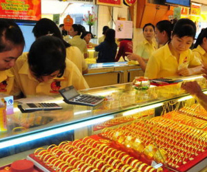 Giá vàng hôm nay 29/6: Thấp kỷ lục, vàng xuống đáy 1 năm