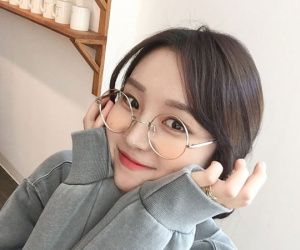 Lâu lắm mới gặp một cô bạn Hàn Quốc dễ thương kiểu tự nhiên như thế này!