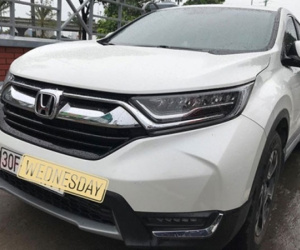 Lương 22 triệu mua xe hơi, gần một năm tôi chưa đưa vợ được đồng nào