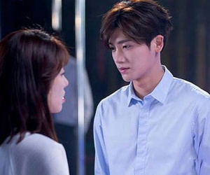 Về ra mắt nhà bạn trai, tôi thấy anh ngủ cùng mẹ
