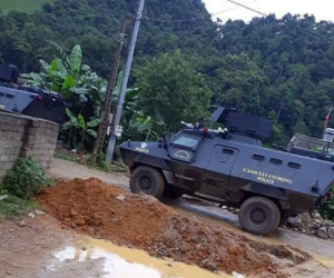 Vụ dùng xe bọc thép bắt tội phạm ma túy: Trong nhà nhóm đối tượng thường gài mìn, có hầm trú