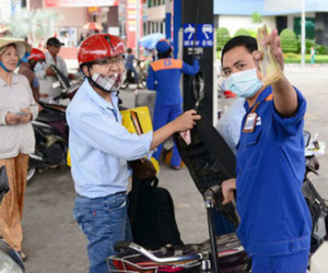 Việt Nam tốn 4,6 tỷ đô nhập xăng, dầu giá 'chát'