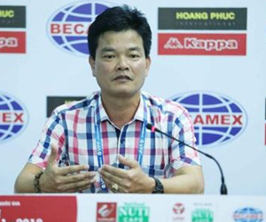 Để thua tướng mới của Sài Gòn, HLV Nam Định nói gì?