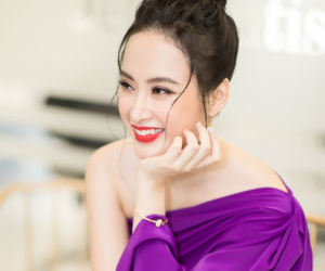 Angela Phương Trinh đeo trang sức hơn 1 tỷ đồng, đẹp lộng lẫy dự sự kiện