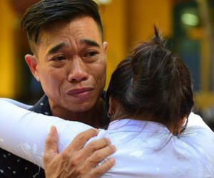 Phụ huynh khóc lóc, van xin vẫn không nộp được hồ sơ vào lớp 10 cho con