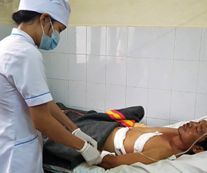 Chủ nhà bị kẻ trộm chém gục vì hô hoán