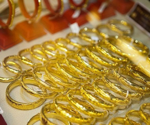 Giá vàng hôm nay 5/7: Vàng bật tăng, chưa ai dám vào tiền