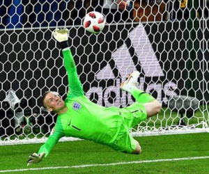 Jordan Henderson thừa nhận Jordan Pickford vị cứu tinh của mình