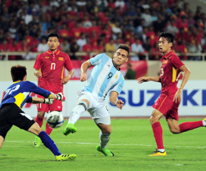 Tiền đạo từng đối đầu U23 Việt Nam gia nhập Inter Milan