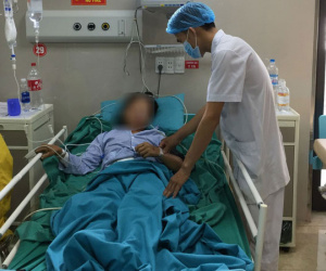 2 ngày không đi đại tiện, người đàn ông phải cắt 1m ruột hoại tử