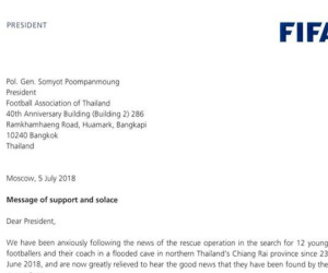 FIFA gửi lời mời đội bóng Thái Lan bị mắc kẹt đến trận chung kết World Cup 2018