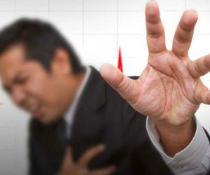 Gia đình bốn người bị nhồi máu cơ tim vì những thói quen nguy hại không ít người mắc phải