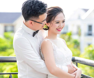 Hot girl 'Bánh đúc có xương' Hà Anh lấy chồng ở tuổi 21