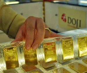 USD chững giá, vàng tăng nhẹ