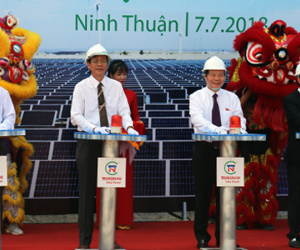 Khởi công Nhà máy điện mặt trời lớn nhất Việt Nam