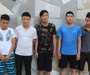 5 thanh niên Hải Phòng thuê ô tô đi bán vàng giả từ Bắc vào Nam