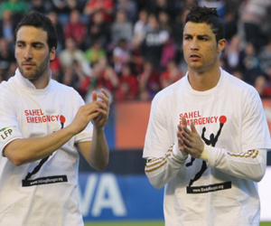 Juve bán Higuain để dọn đường đón Ronaldo