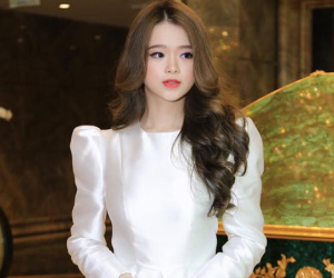 Sau thời gian 'im hơi lặng tiếng', Linh Ka xuất hiện trở lại khiến ai cũng bất ngờ vì lớn quá rồi!