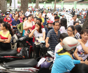 Phụ huynh bức xúc vì đề thi thật tuyển sinh lớp 10 có 15 câu trùng với đề thi Thử của 1 trung tâm dạy thêm
