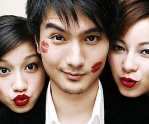 Phụ nữ có biết: Đàn ông ngoại tình không chỉ để lên giường