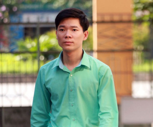 Vì sao bác sĩ Hoàng Công Lương có hai lệnh cấm đi khỏi nơi cư trú?