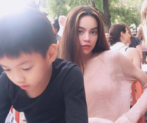 Hà Hồ xác nhận chuyến đi của hai mẹ con tại Mỹ chỉ có 'những người bạn'