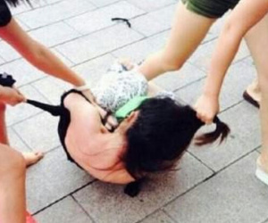Kinh hoàng thai phụ trẻ bị người yêu cũ của bạn trai đánh ghen, đổ nước nóng vào 'vùng kín'