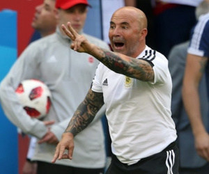 LĐBĐ Argentina lùi thời hạn sa thải Sampaoli