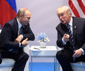 Trump mong Putin bỏ qua sự 'ngốc ngếch' của quan chức Nhà Trắng