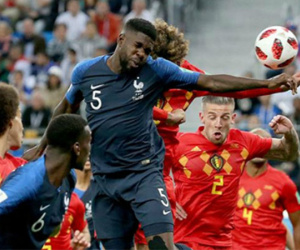 Umtiti: 'Chúng tôi chiến đấu như 11 chú chó điên trên sân'