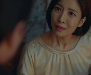 Vừa ra viện sau cấp cứu, bạn trai mang hóa đơn đến đòi tiền, tính từ bát cháo 30 ngàn...